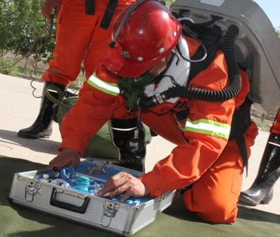 Emergency Fire Fighting Equipment MZS30 Automatic Resuscitator 1.0L Oxygen Bottle