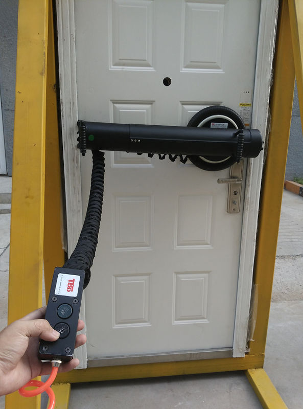 Professional Pneumatic Door Opener 7t Drag Force With 5m Remote Distance