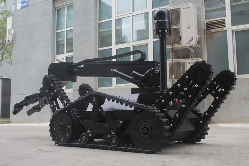 500m Wireless Control Counter Terrorism Equipment Mk6 Eod Robot With Mechanical Arm