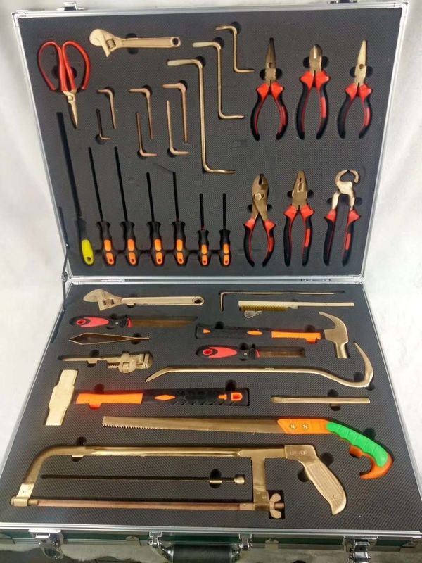 MK-40 Counter Terrorism Equipment 40 Pieces Non Magnetic EOD Tools Set